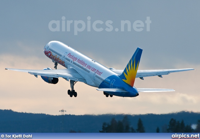 G-LSAM, Boeing 767-200, Jet2.com