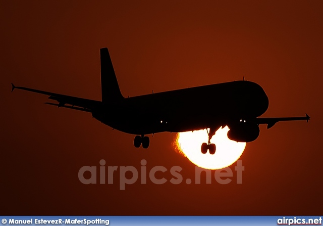 G-OZBU, Airbus A321-200, Monarch Airlines