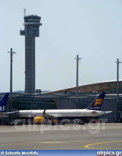 TF-FIU, Boeing 757-200, Icelandair