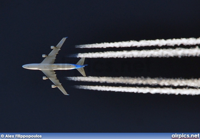 F-HLOV, Boeing 747-400, Corsairfly