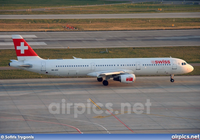 HB-IOC, Airbus A321-100, Swiss International Air Lines