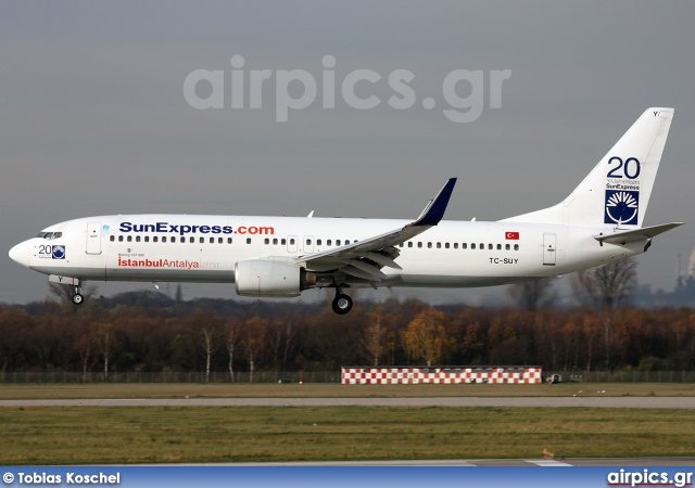 TC-SUY, Boeing 737-800, SunExpress