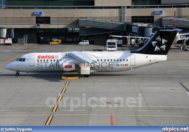 HB-IYU, British Aerospace Avro RJ100, Swiss International Air Lines