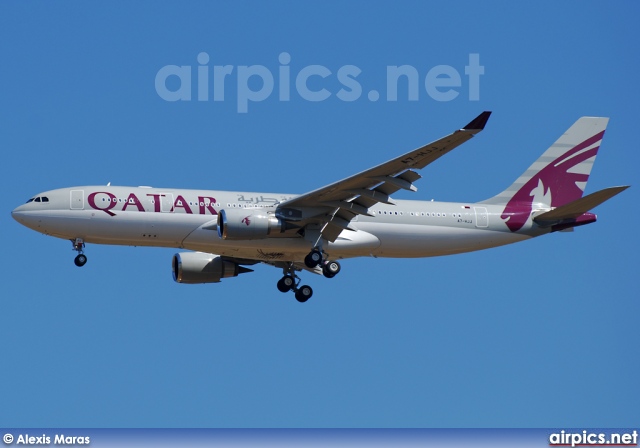 A7-HJJ, Airbus A330-200, Qatar Airways