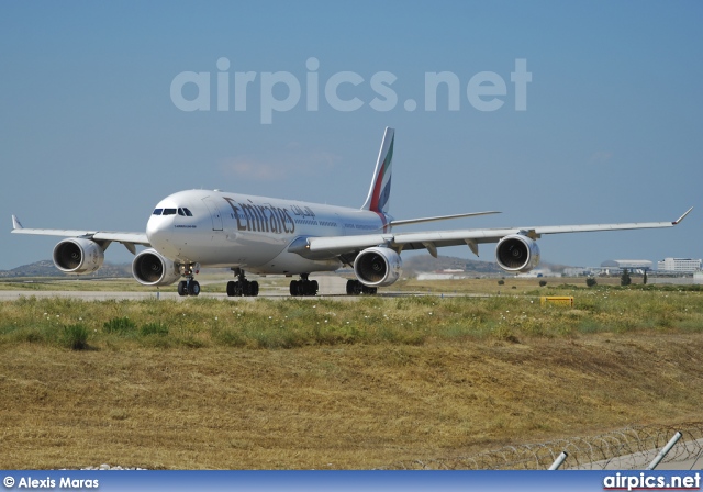 A6-ERF, Airbus A340-500, Emirates