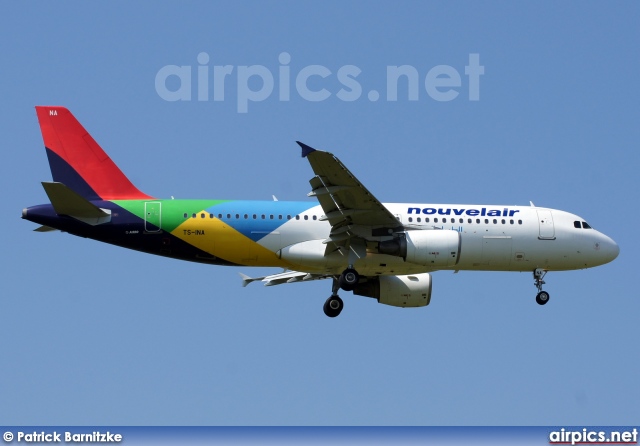 TS-INA, Airbus A320-200, Nouvelair