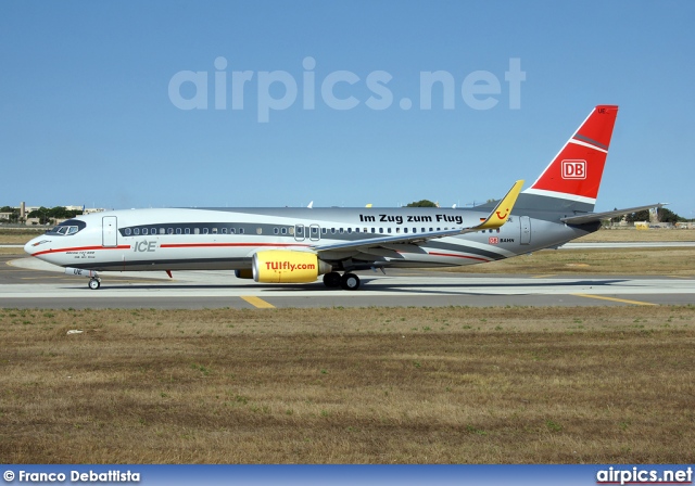 D-ATUE, Boeing 737-800, TUIfly