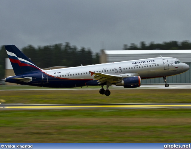 VP-BME, Airbus A320-200, Aeroflot