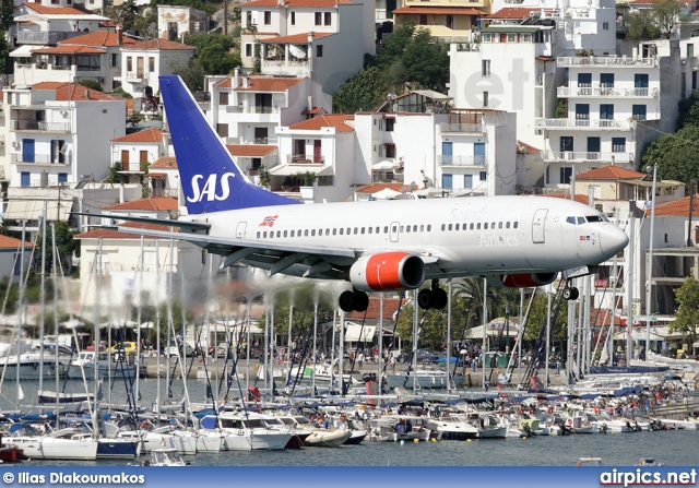 LN-TUF, Boeing 737-700, SAS Norge