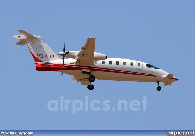 HB-LTZ, Piaggio P180 Avanti, Private