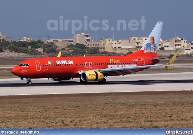 D-AHFZ, Boeing 737-800, TUIfly