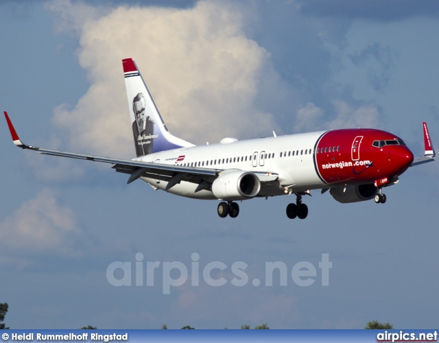 LN-DYP, Boeing 737-800, Norwegian Air Shuttle