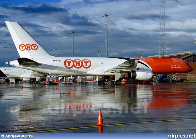 TF-FID, Boeing 757-200PF, TNT Airways