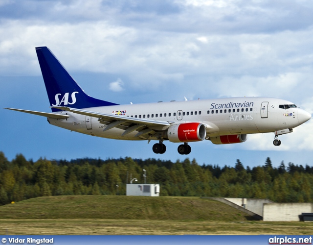 LN-RRN, Boeing 737-700, Scandinavian Airlines System (SAS)