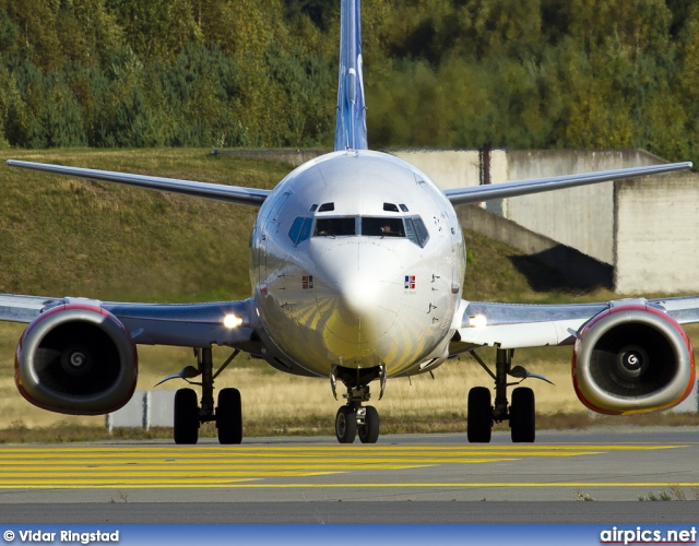 LN-BRE, Boeing 737-400, Scandinavian Airlines System (SAS)