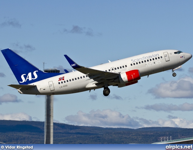 LN-RRB, Boeing 737-700, Scandinavian Airlines System (SAS)