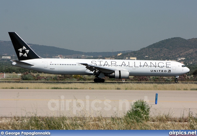 N76055, Boeing 767-400ER, United Airlines