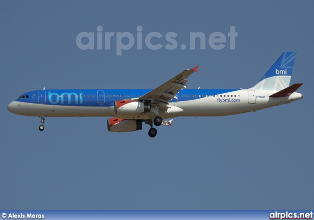 G-MEDF, Airbus A321-200, bmi