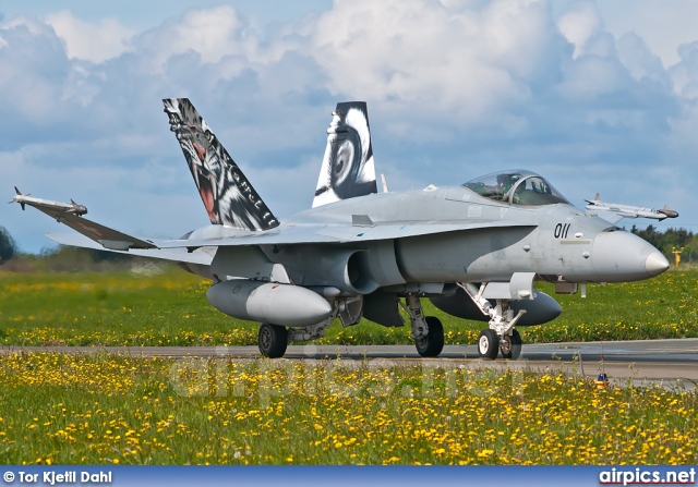 J-5011, Boeing (McDonnell Douglas) F/A-18-C Hornet, Swiss Air Force