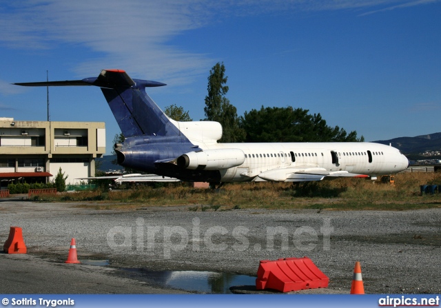 HA-LCR, Tupolev Tu-154-B-2, MALEV Hungarian Airlines