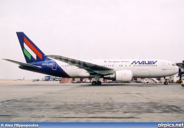 HA-LHB, Boeing 767-200ER, MALEV Hungarian Airlines