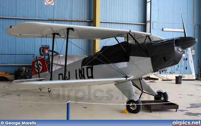 N111A, Bucker Bu-131 Jungmann, Private