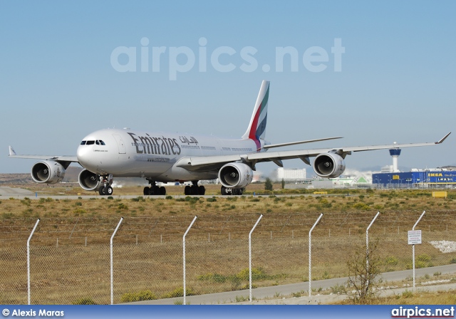 A6-ERE, Airbus A340-500, Emirates