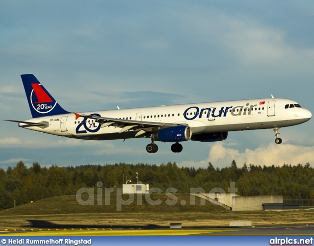 TC-OAL, Airbus A321-200, Onur Air