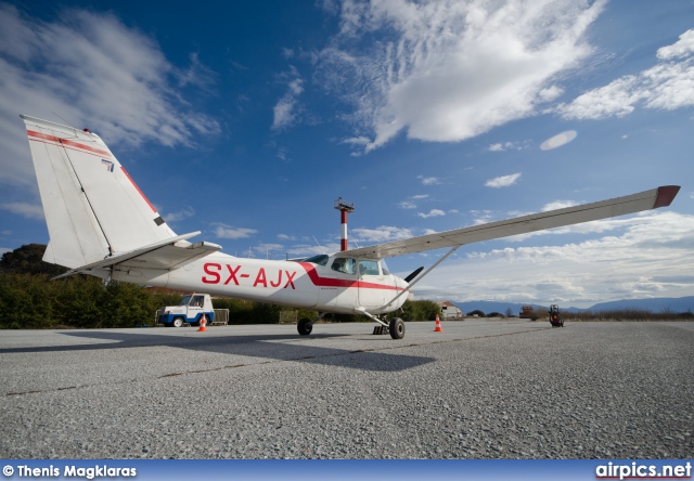 SX-AJX, Cessna 172-L Skyhawk, Private