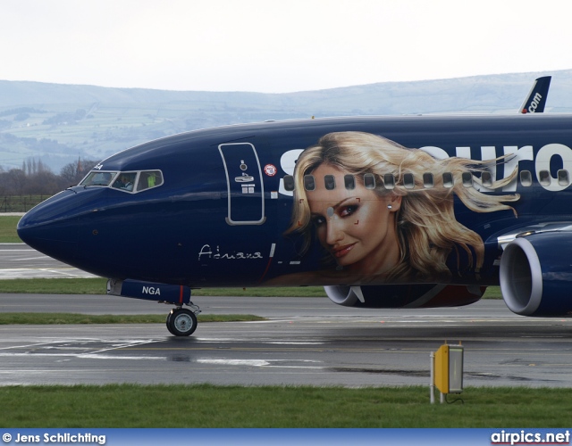 OM-NGA, Boeing 737-700, SkyEurope