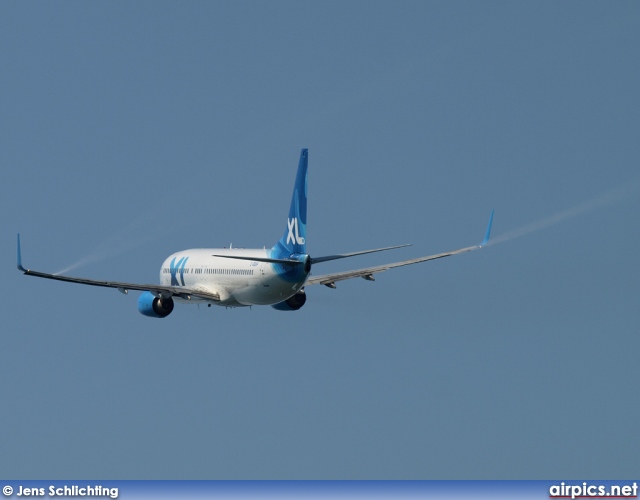 C-GOAF, Boeing 737-800, XL Airways