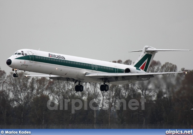 I-DAVT, McDonnell Douglas MD-82, Alitalia
