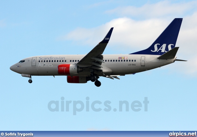 LN-RNU, Boeing 737-700, Scandinavian Airlines System (SAS)