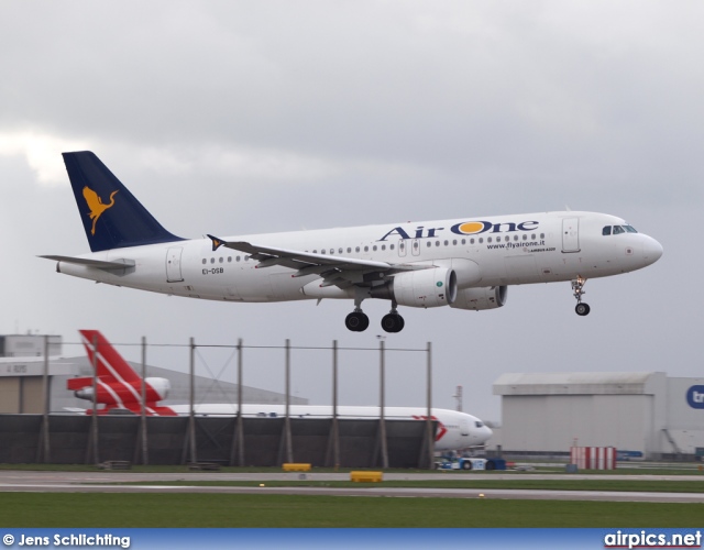 EI-DSB, Airbus A320-200, Air One