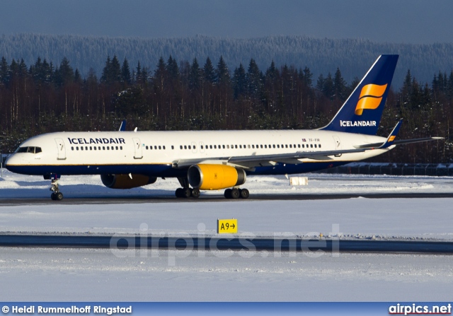 TF-FIR, Boeing 757-200, Icelandair