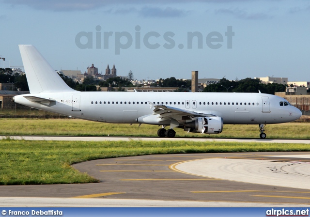 YL-LCJ, Airbus A320-200, Smartlynx Airlines