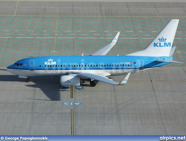 PH-BGD, Boeing 737-700, KLM Royal Dutch Airlines