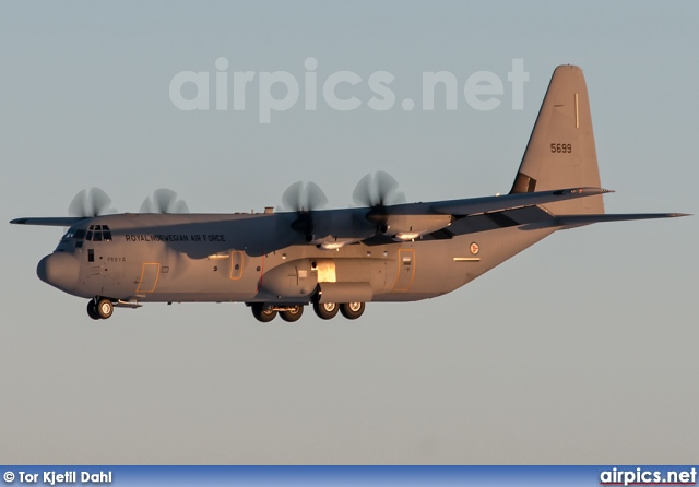 5699, Lockheed C-130-J-30 Hercules, Royal Norwegian Air Force