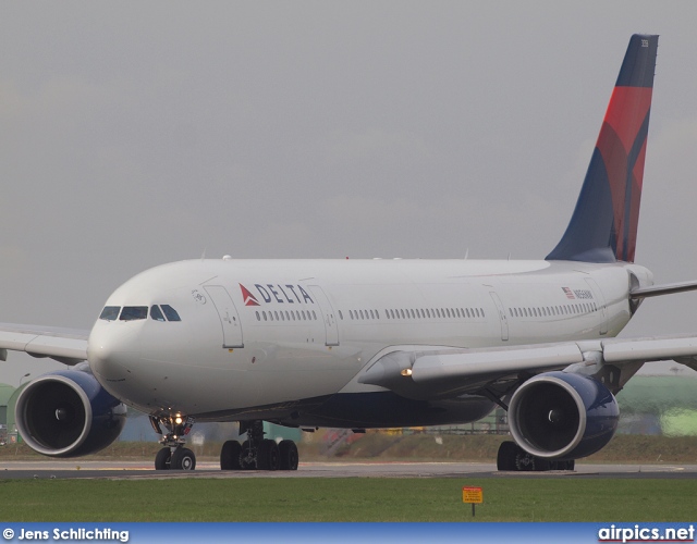 N859NW, Airbus A330-200, Northwest Airlines