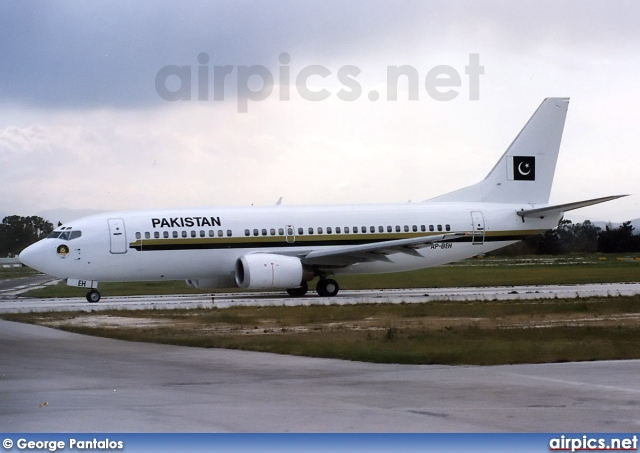 AP-BEH, Boeing 737-300, Pakistan Government