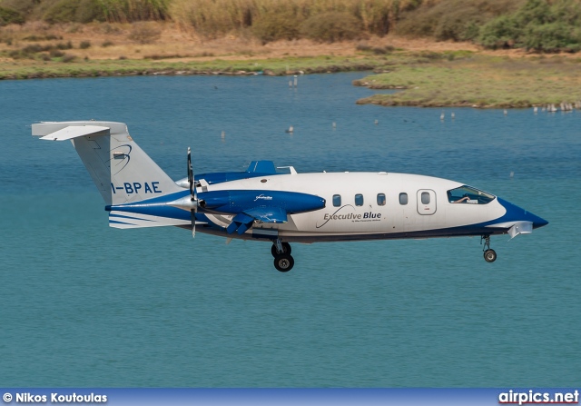 I-BPAE, Piaggio P180 Avanti, Blue Panorama