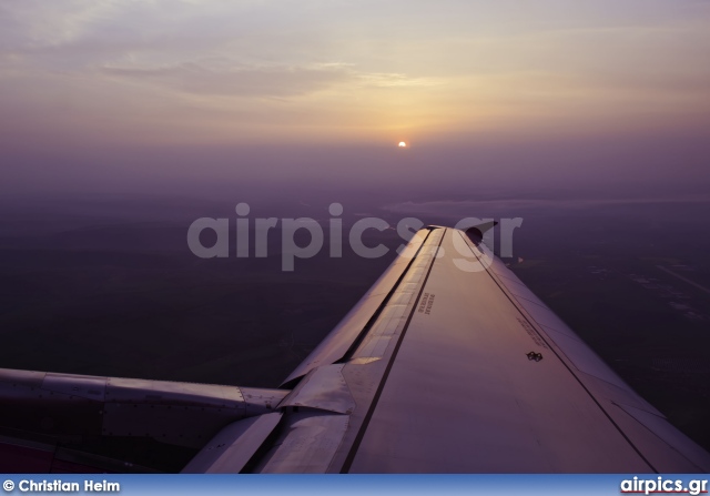 HA-LPN, Airbus A320-200, Wizz Air