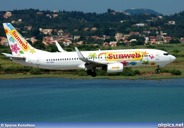 PH-HZW, Boeing 737-800, Transavia