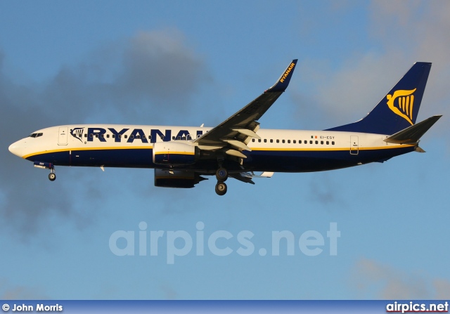 EI-ESY, Boeing 737-800, Ryanair