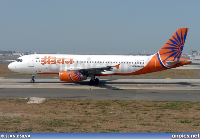 VT-ESA, Airbus A320-200, Indian Airlines