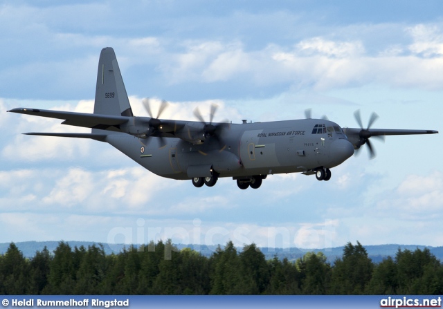 5699, Lockheed C-130-J-30 Hercules, Royal Norwegian Air Force