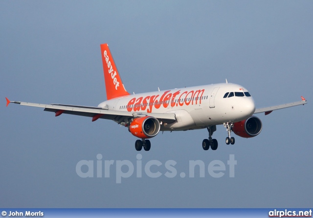 G-EZWG, Airbus A320-200, easyJet