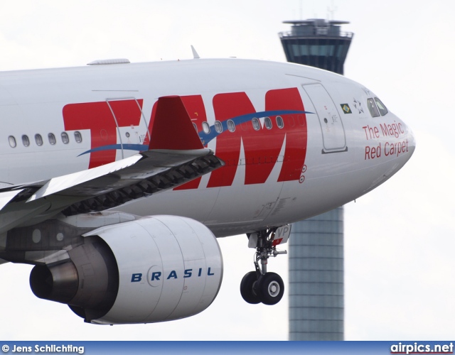 PT-MVP, Airbus A330-200, TAM Linhas Aereas