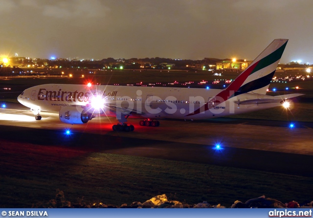 A6-EMH, Boeing 777-200, Emirates