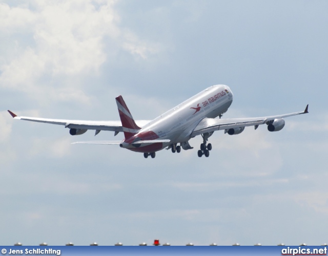 3B-NBJ, Airbus A340-300, Air Mauritius